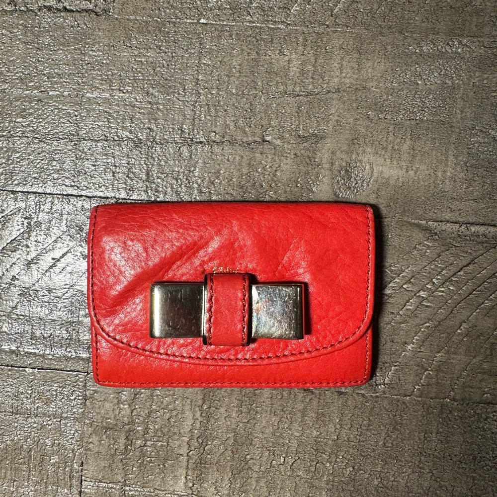 Cloe Red Card Case Wallet
